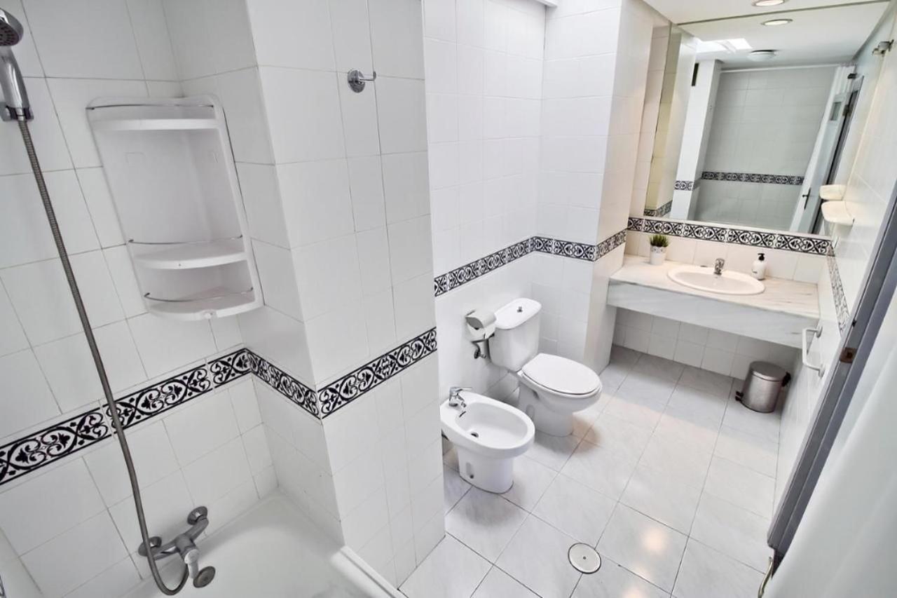 شقة Atico Con Terraza Privada En Malaga Centro المظهر الخارجي الصورة