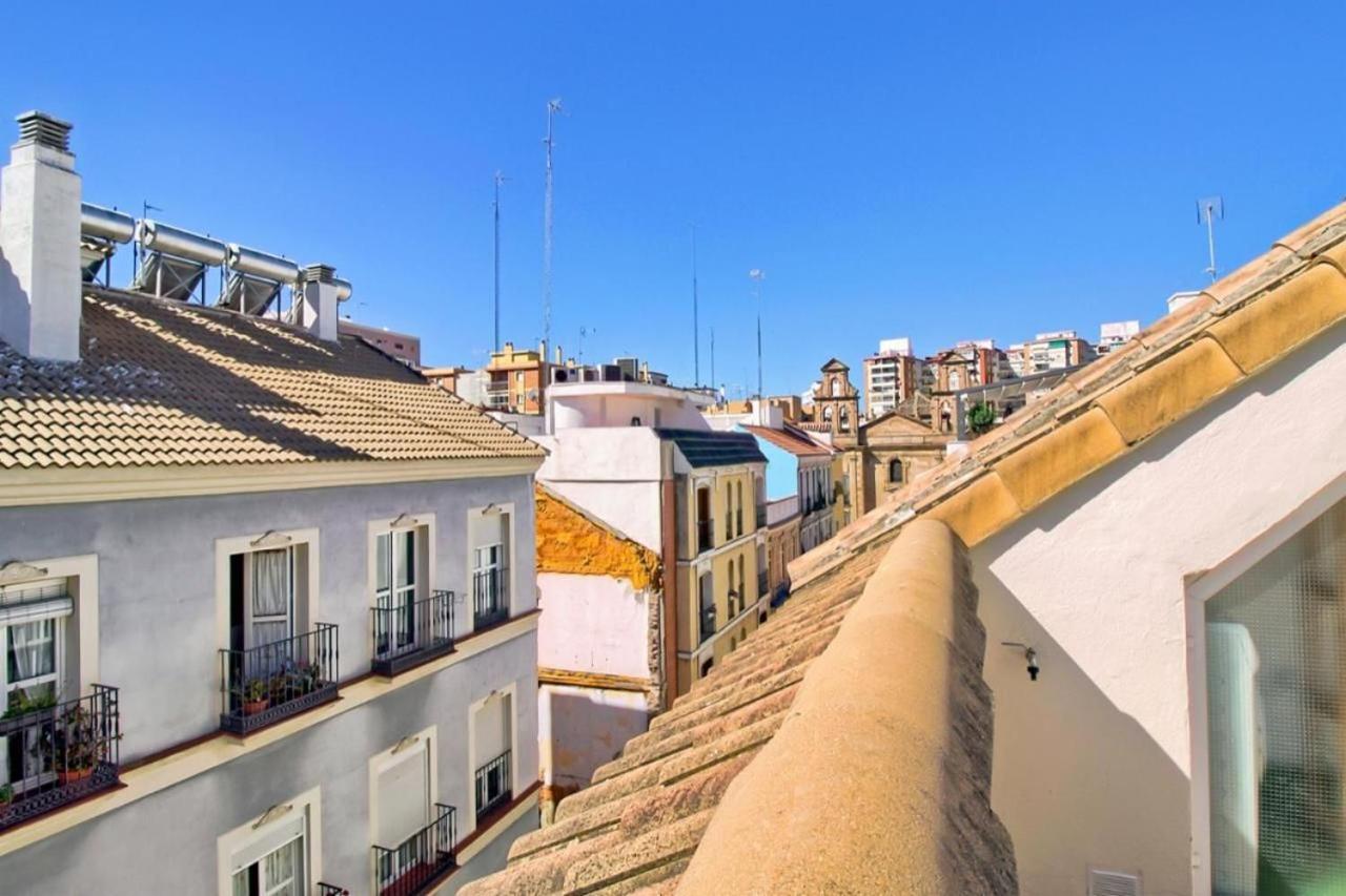 شقة Atico Con Terraza Privada En Malaga Centro المظهر الخارجي الصورة